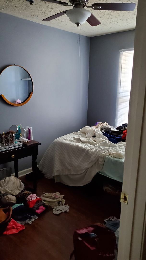 Building Photo - Knoxville 37916 - UT Area – 3 Bedroom Condo Available Now – Walk to Campus! - Call Brad Croisdale...