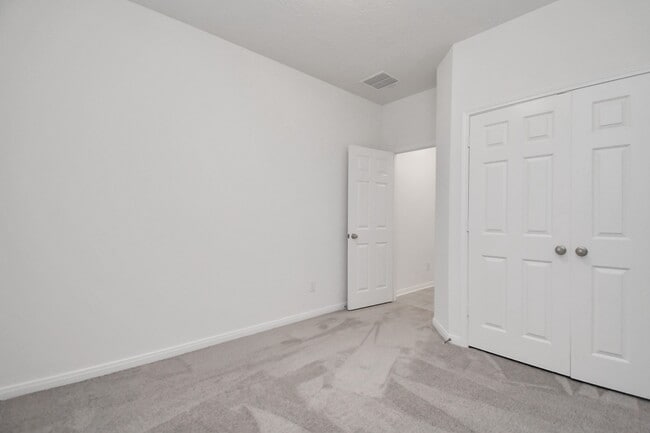 Building Photo - 2030 Domeniko Dr