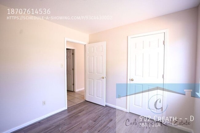 Building Photo - 902 Creath Ave
