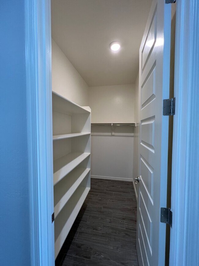 Building Photo - 2019 Build in Gated East Mark Community