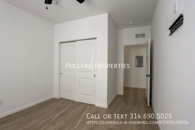 Building Photo - 901 Parkview Dr