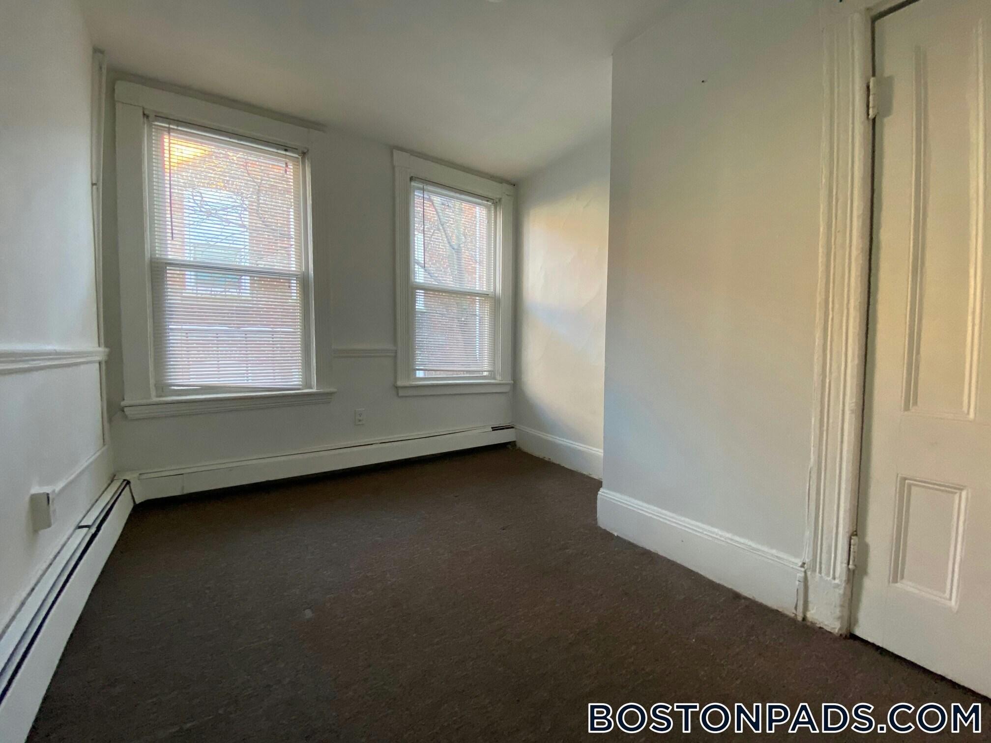 Building Photo - 8 Parker Hill Ave