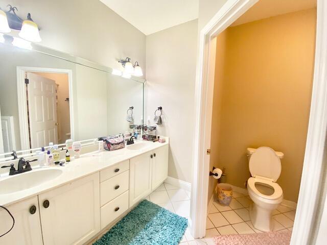 Building Photo - 4401 Windrush Dr