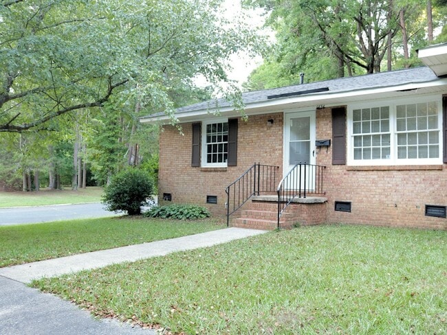 Building Photo - Beautiful 2 Bedroom Condo/Duplex in Charlotte