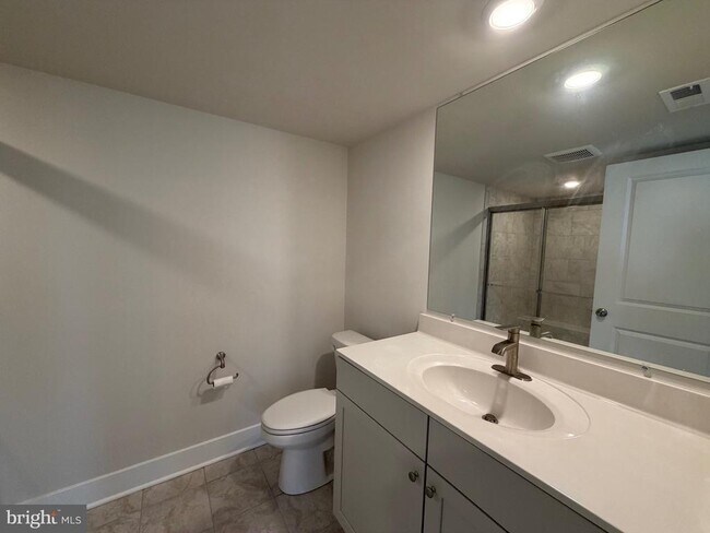 Building Photo - 24852 Wye Ml Ln