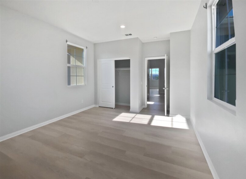 Building Photo - 12420 Tesoro Ct