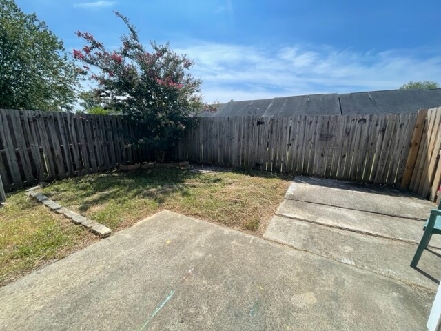 Building Photo - 7206 Curacas Dr