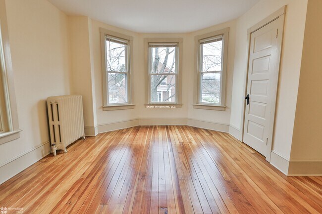 Building Photo - 67 W Laurel St