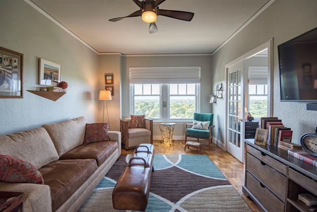 Building Photo - 2306 Park Pl Ave