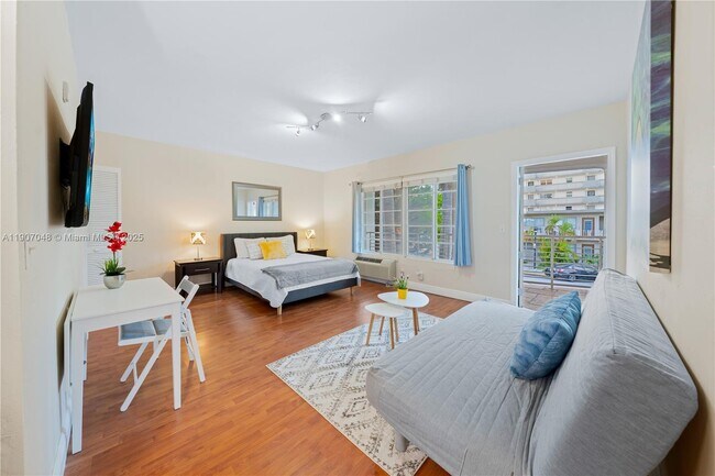 Building Photo - 1241 14th St