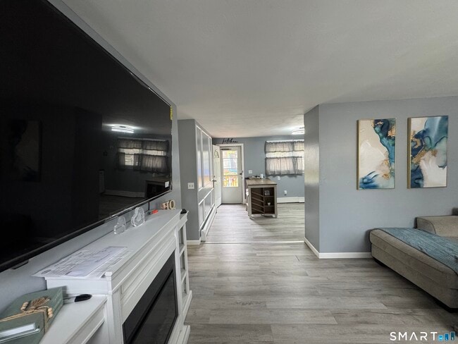 Building Photo - 150 View St