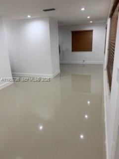 Building Photo - 2618 SW 18th St