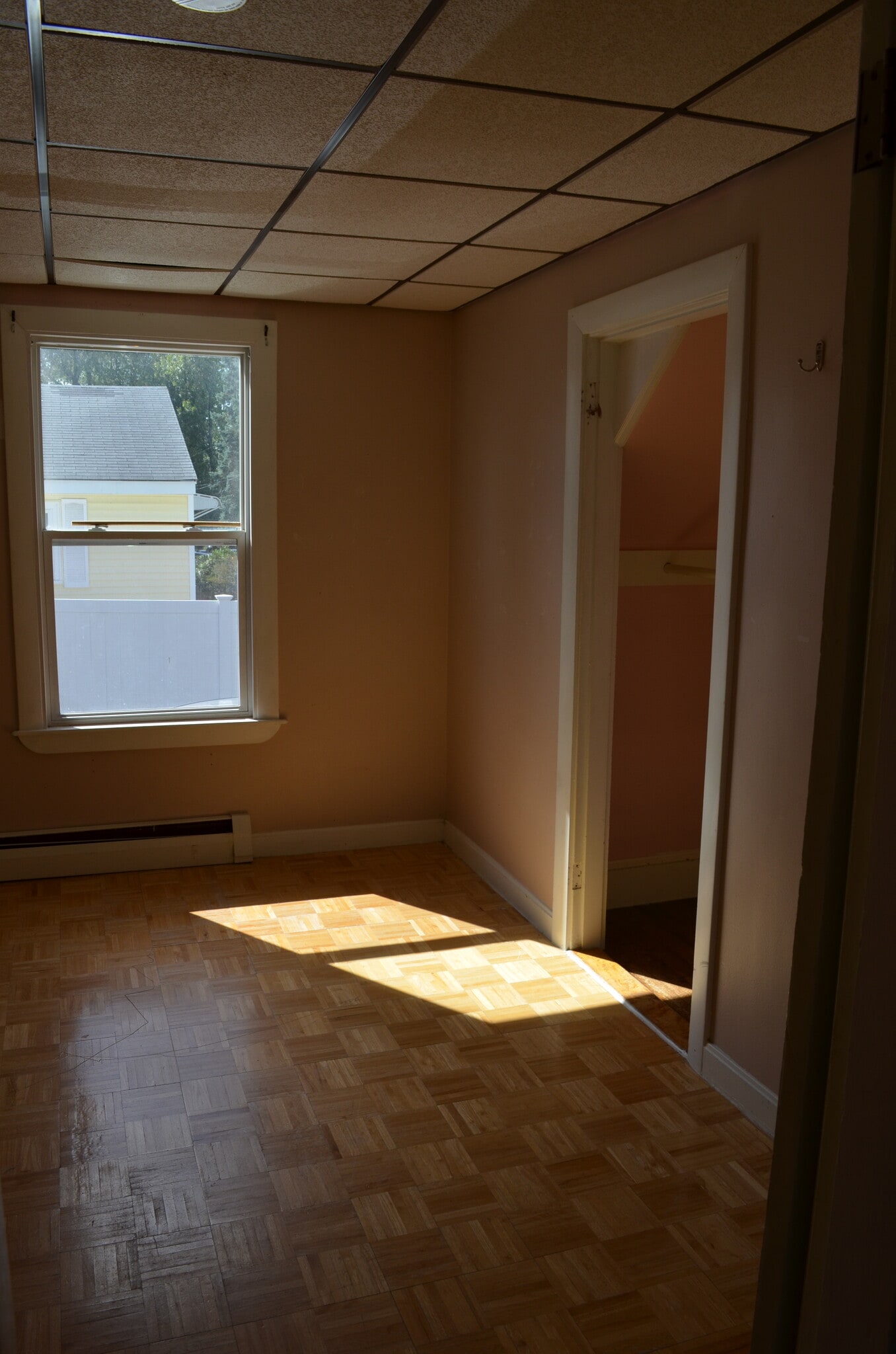 Building Photo - 10 Harborview Ave