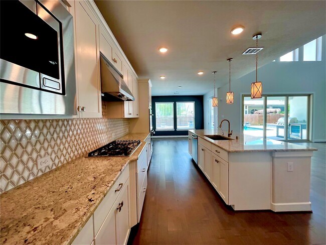 Building Photo - 23707 Montclair Forest Trl
