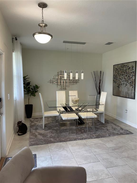 Building Photo - 12036 Sonnet Ave