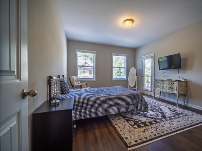 Building Photo - 4190 La Crema Dr