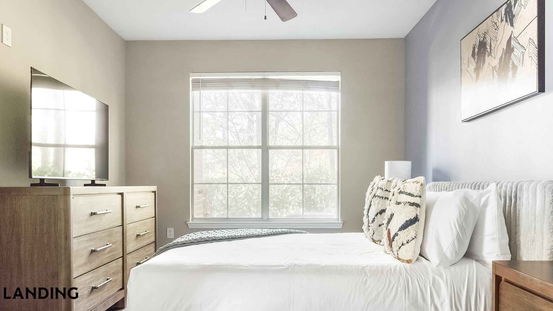 Building Photo - 100 Peyton Pl SW