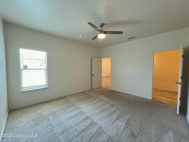 Building Photo - 5534 Kemper St