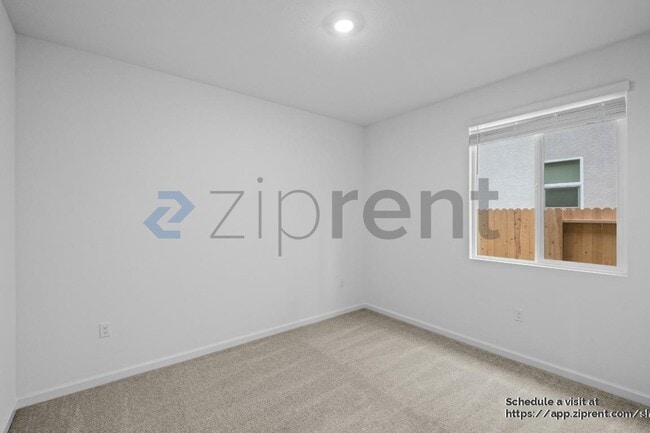 Building Photo - 2494 Zellerbach St