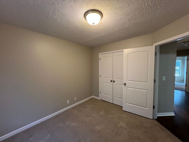 Building Photo - Cute 3 BR, 2 Bath near Christiana