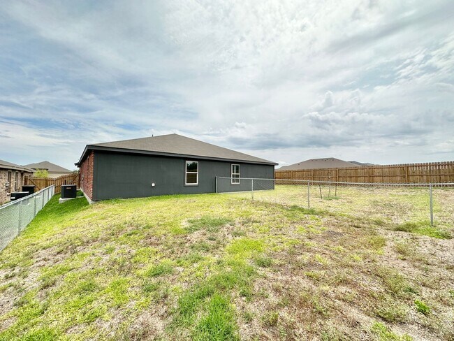 Building Photo - 5912 Harriet Tubman Ave