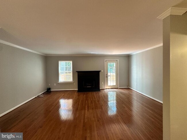 Building Photo - 6025 Crocus Ct