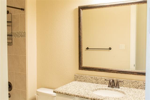 Building Photo - 638 Enfield Dr