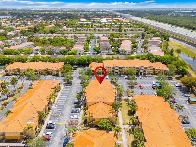 Building Photo - 7280 NW 114th Ave