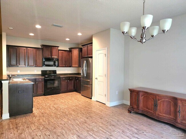 Building Photo - 8609 Bucklebury Dr