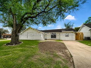 Building Photo - 903 Progreso Dr