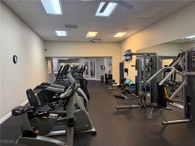 Building Photo - 9270 Belleza Way