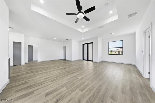 Building Photo - 1024 Halby Ave S