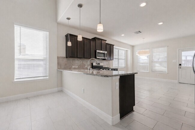 Building Photo - 26043 Quiet Field Ct