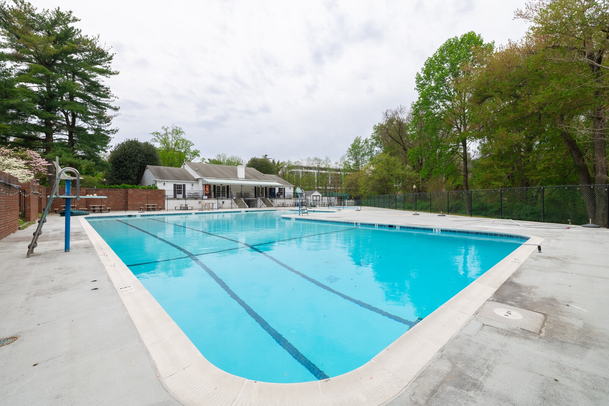 Building Photo - 7651 Tremayne Pl