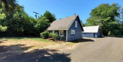 Building Photo - 4250 NE Hwy 20