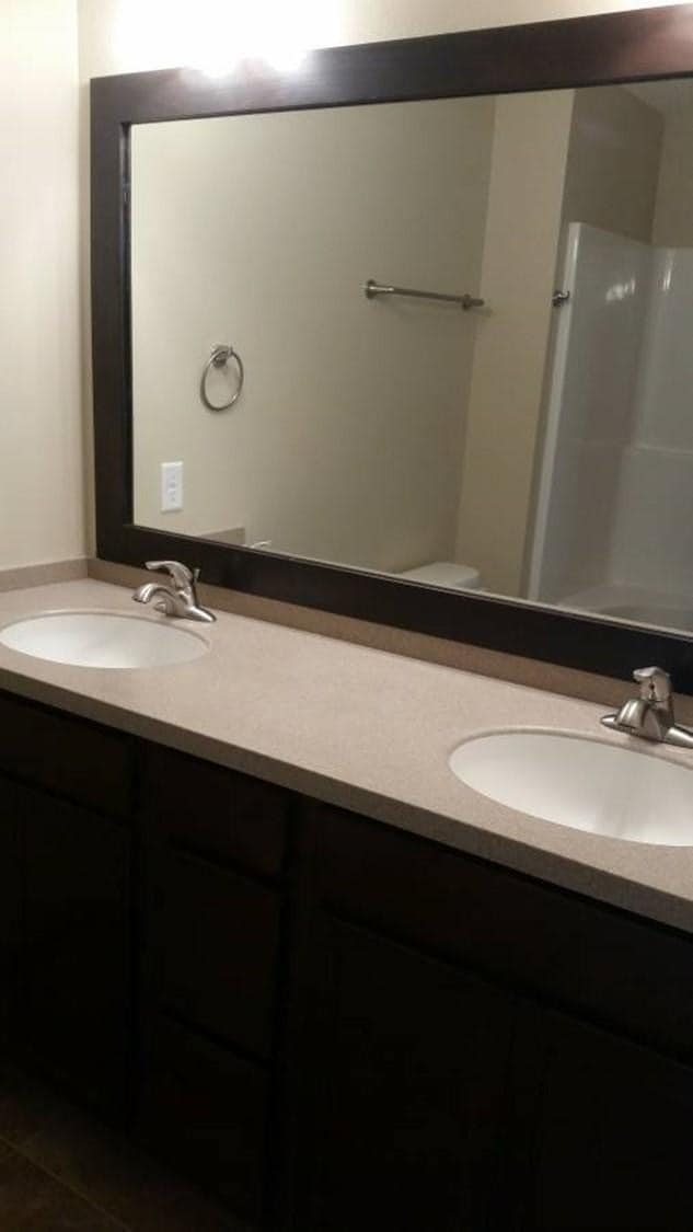 Building Photo - 460 RJ Dr