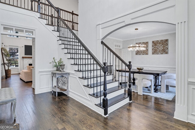 Building Photo - 2980 Cadbury Trail SW