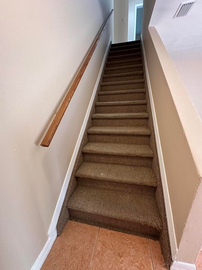 Building Photo - 954 Louisiana Ave