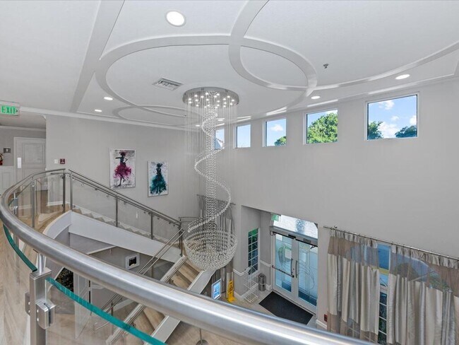 Building Photo - 5415 Verona Dr