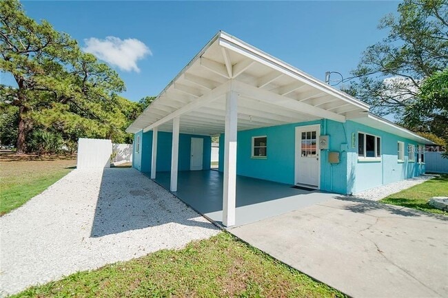 Building Photo - 495 S McCall Rd