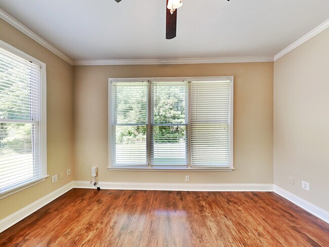 Building Photo - 10602 Glenleigh Dr