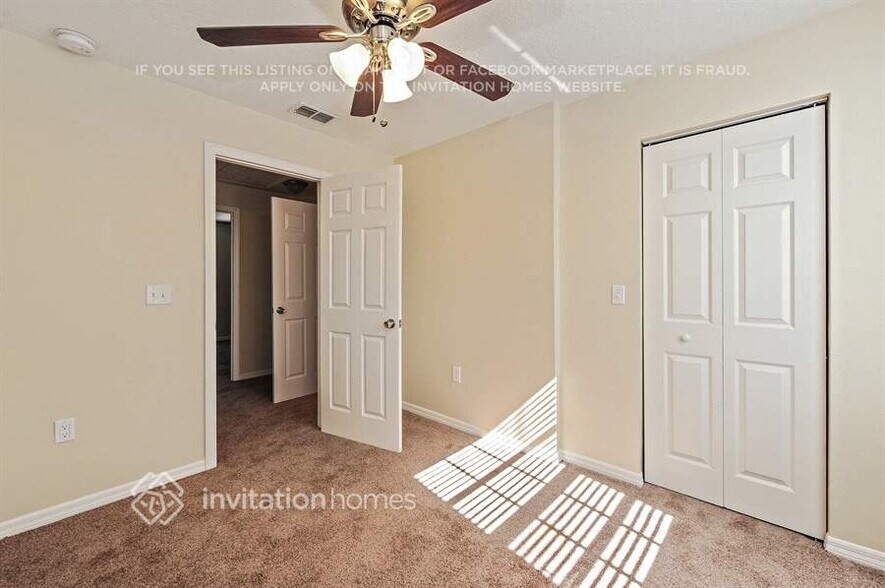 Building Photo - 1318 Casa Bonita Ave