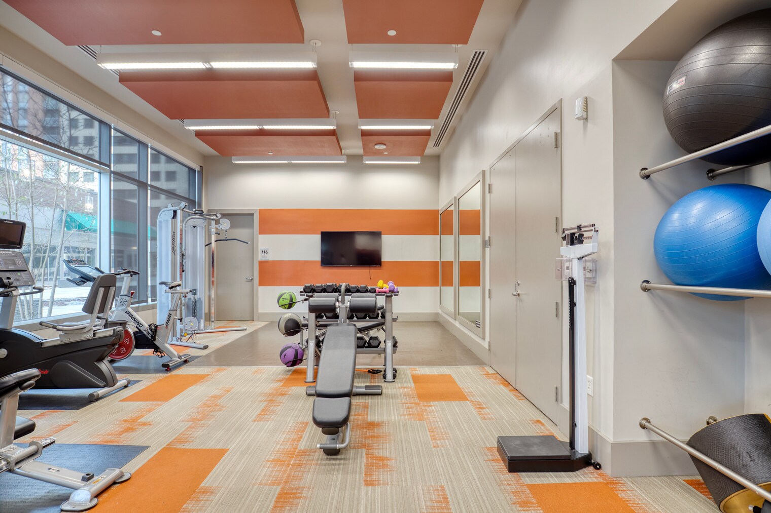 Building Photo - 4850 Rugby Ave