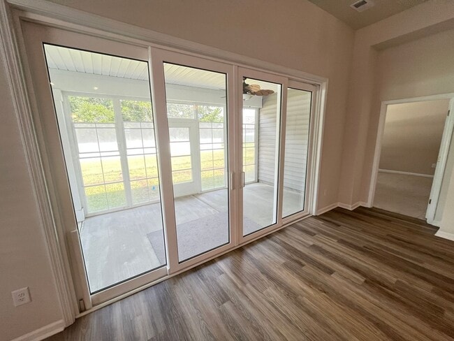Building Photo - 1016 Chester Gln Ct