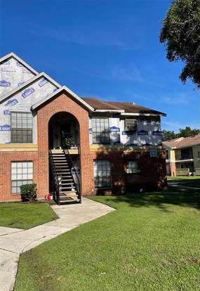 Building Photo - 8756 Mallard Reserve Dr