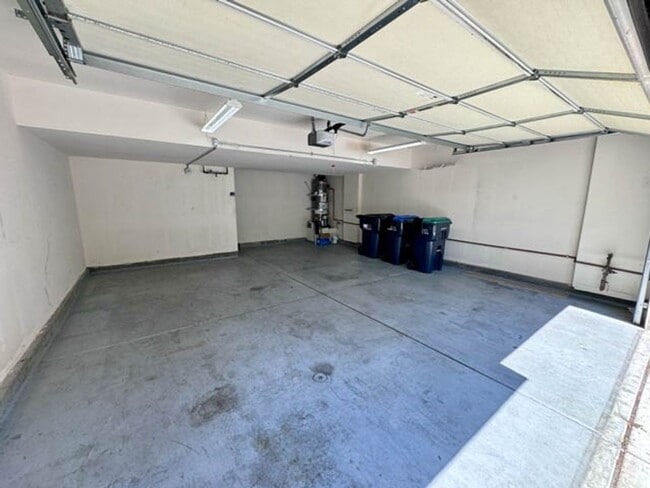 Building Photo - Upgraded 3 bedroom Willow Haven Condo available for LEASE in Murrieta!