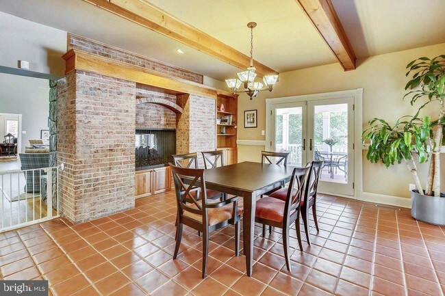 Building Photo - 13416 Straw Bale Ln