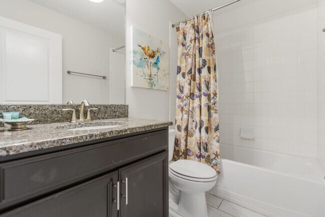 Building Photo - 4743 Kings Castle Cir