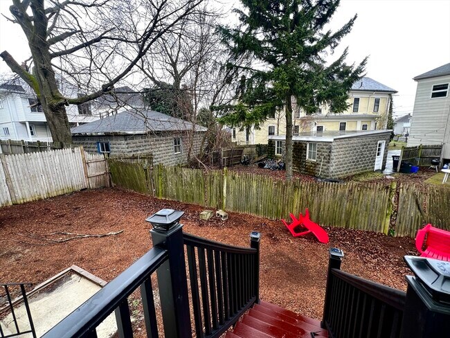 Building Photo - 12 Bailey St