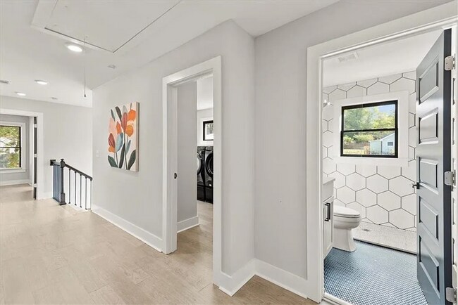 Building Photo - Spacious 4BR/4BA Home in Prime College Park Location